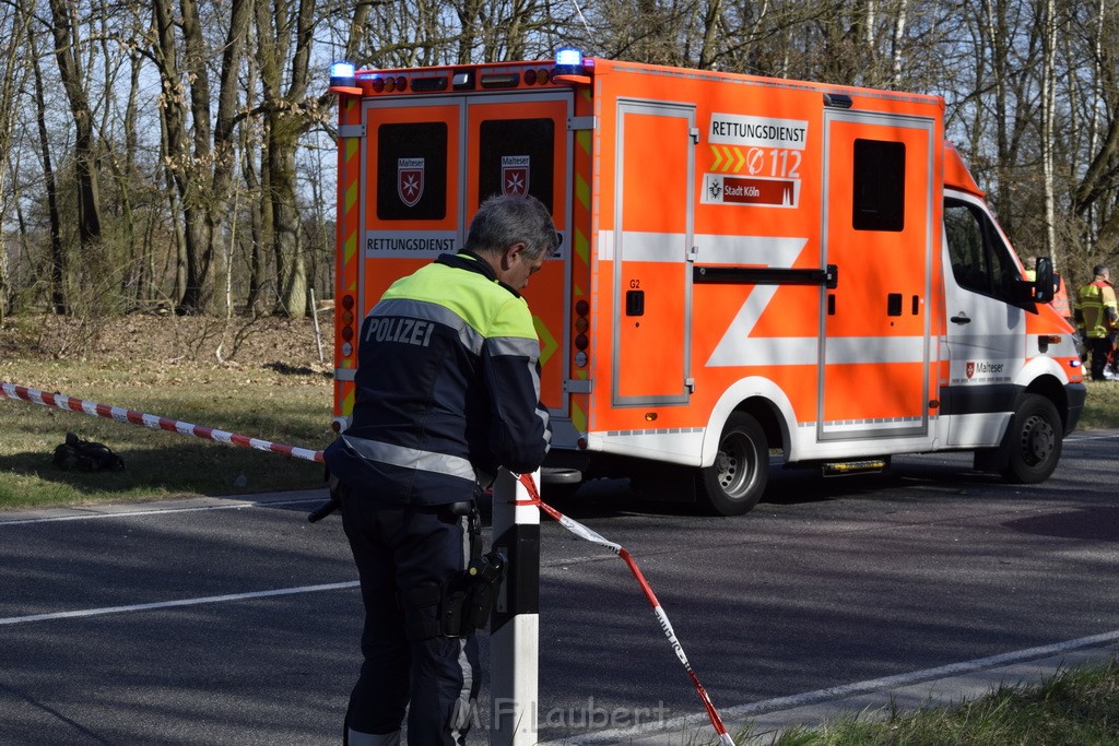 Schwerer VU Krad Fahrrad Koeln Porz Alte Koelnerstr P018.JPG - Miklos Laubert